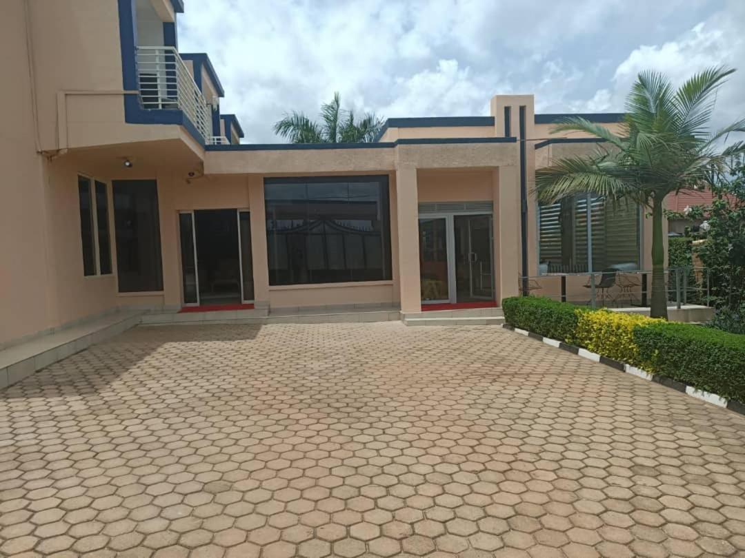 Ikaze B&B Kigali Eksteriør bilde